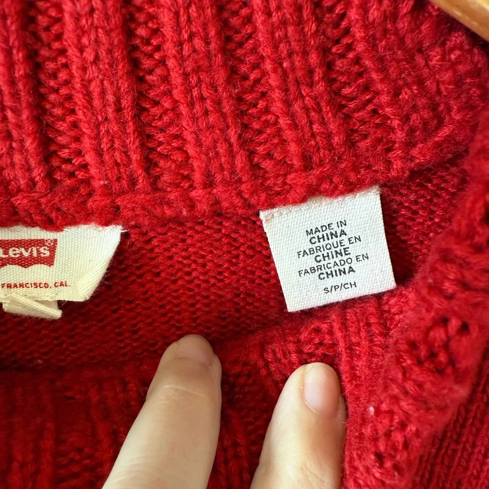 Levis Womens Red Knit Crew Neck Logo Sweater Small - Picture 4 of 10